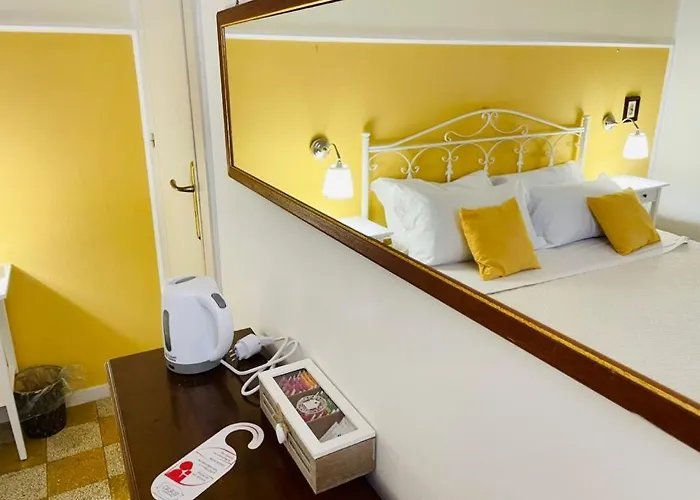 Matteotti 86 בית הארחה סירקוזה