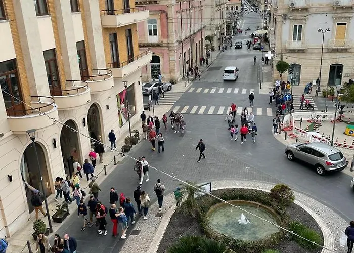 Matteotti 86 בית הארחה סירקוזה