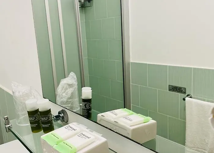 Matteotti 86 בית הארחה 3*